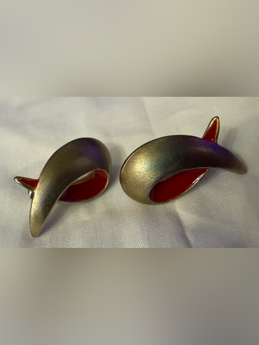 Retro Red & Gold Stud Earrings
